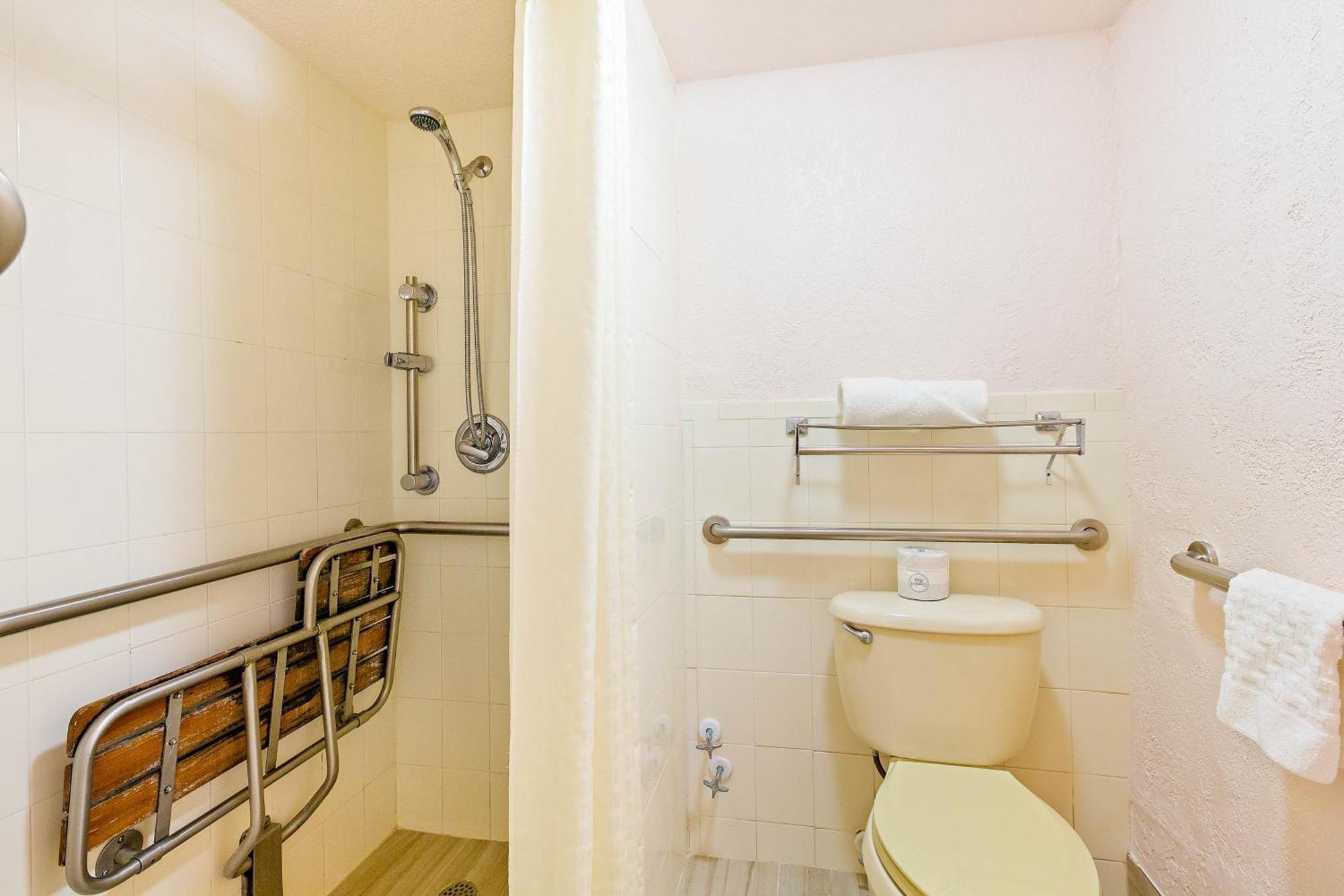 Hotel Best Western Plus University 3*